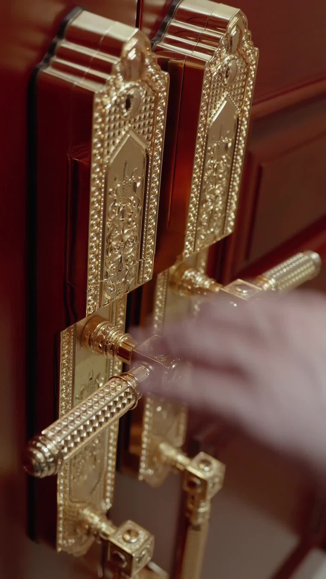 Episode 7 - Frosty CEO, Sizzling Baby Bump Romance